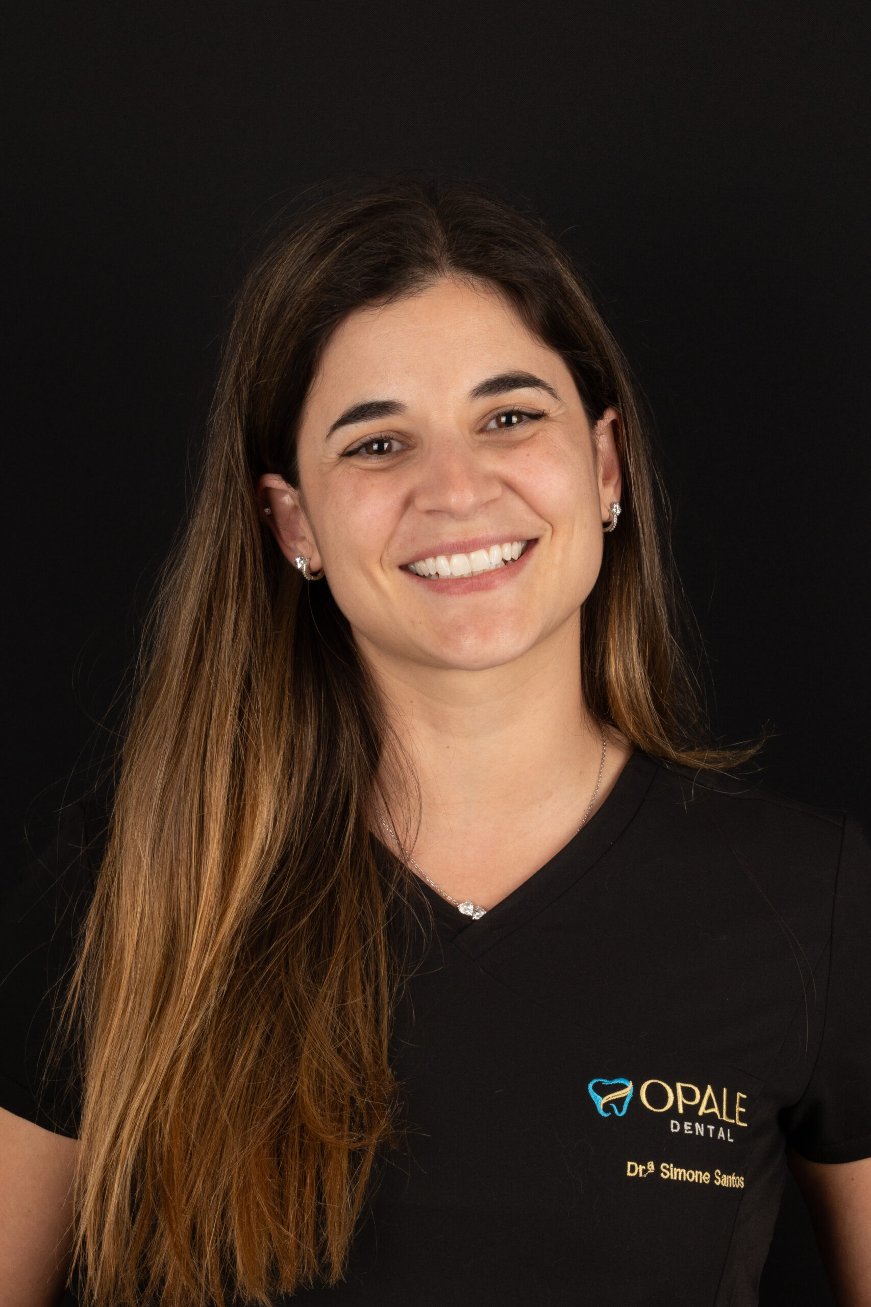 Dr. Simone Santos, chirurgienne-dentiste au cabinet Opale Dental à Neuchâtel